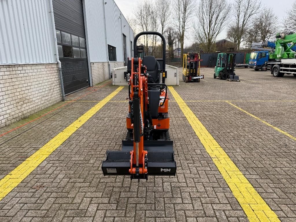 Hitachi ZX 10 U-6 GERESERVEERD