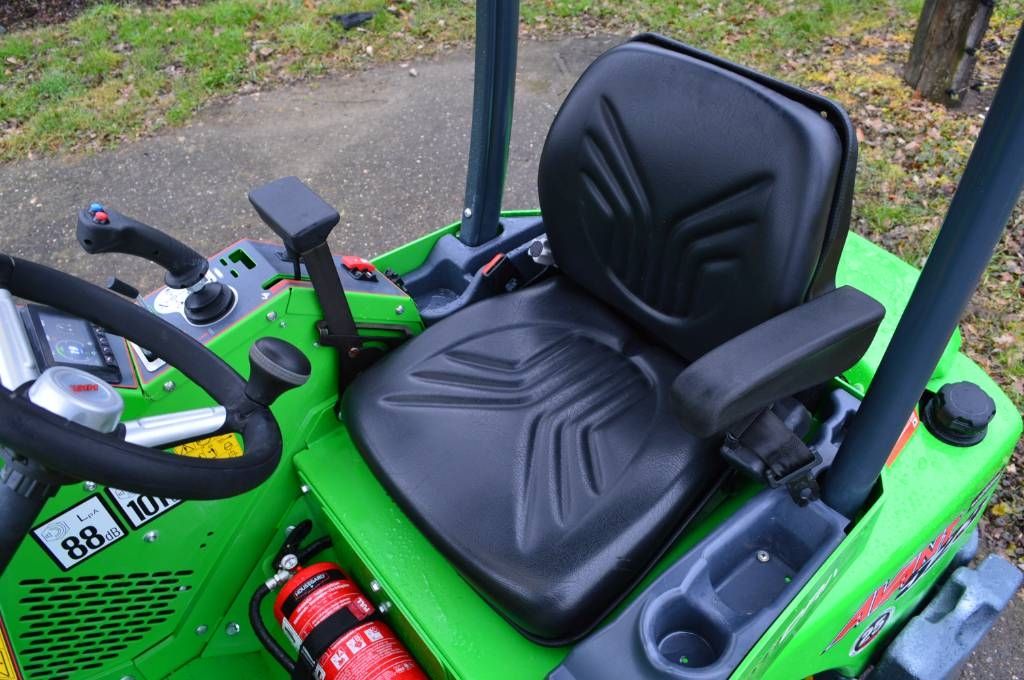 Avant 523 TDL Kniklader/Shovel