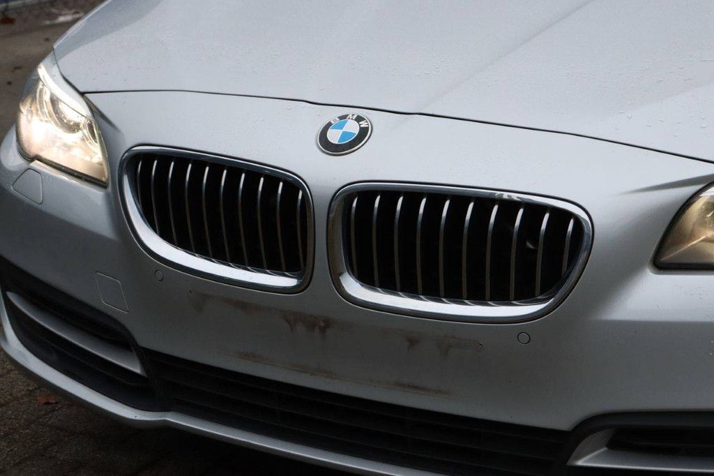 Passenger car BMW 518d Diesel 136 hp 2016 (Margin)