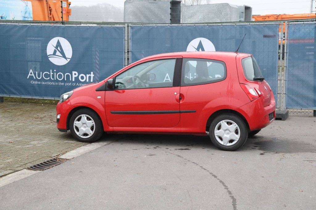 Pkw Renault Twingo Benzin 75 PS 2014 (Marge)