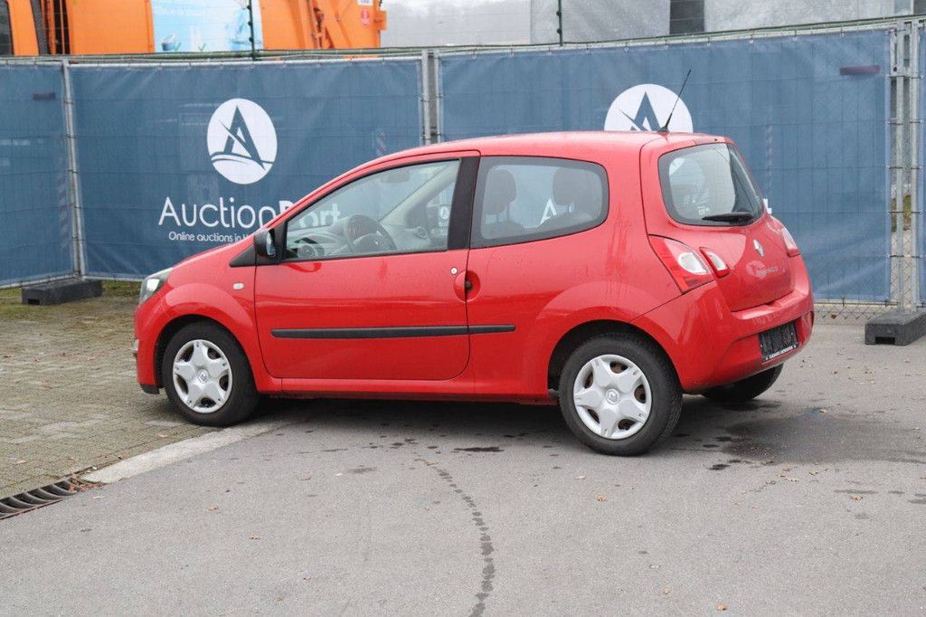 Pkw Renault Twingo Benzin 75 PS 2014 (Marge)