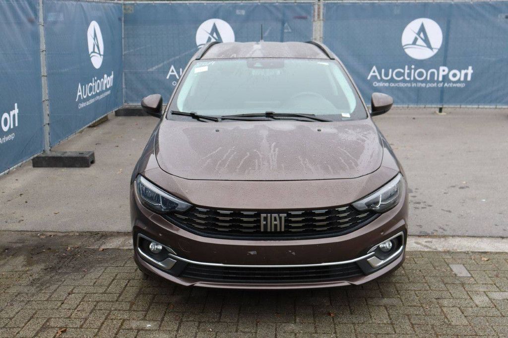 Personenauto Fiat TIPO Benzine 101pk 2021 (Marge)