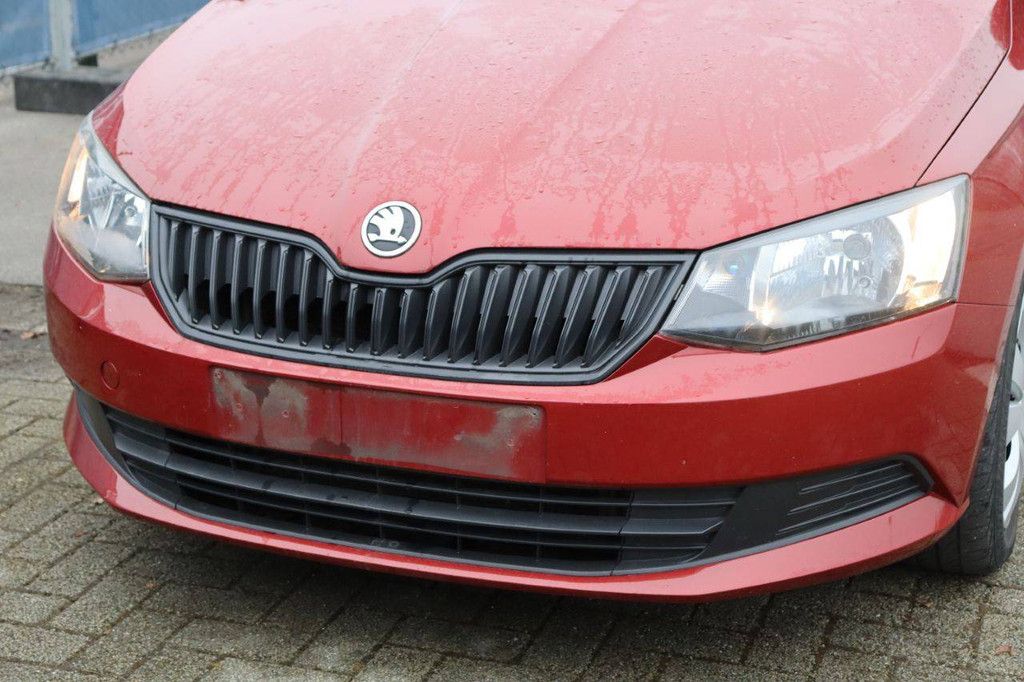 Passenger car Skoda Fabia Petrol 60hp 2017 (Margin)