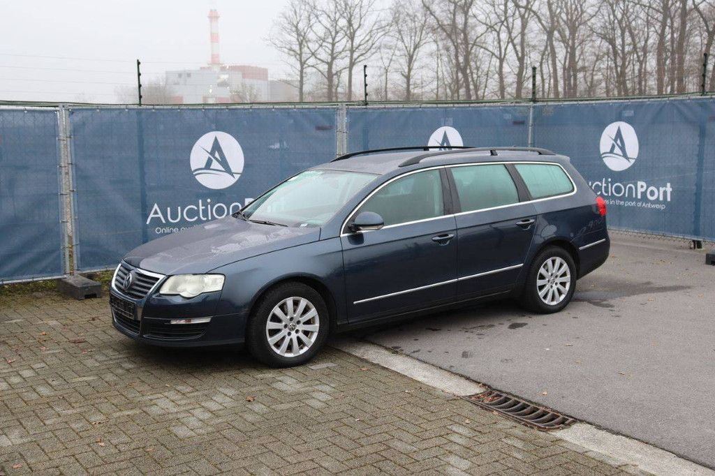 Passenger car Volkswagen Passat Diesel 136 hp 2008 (Margin)