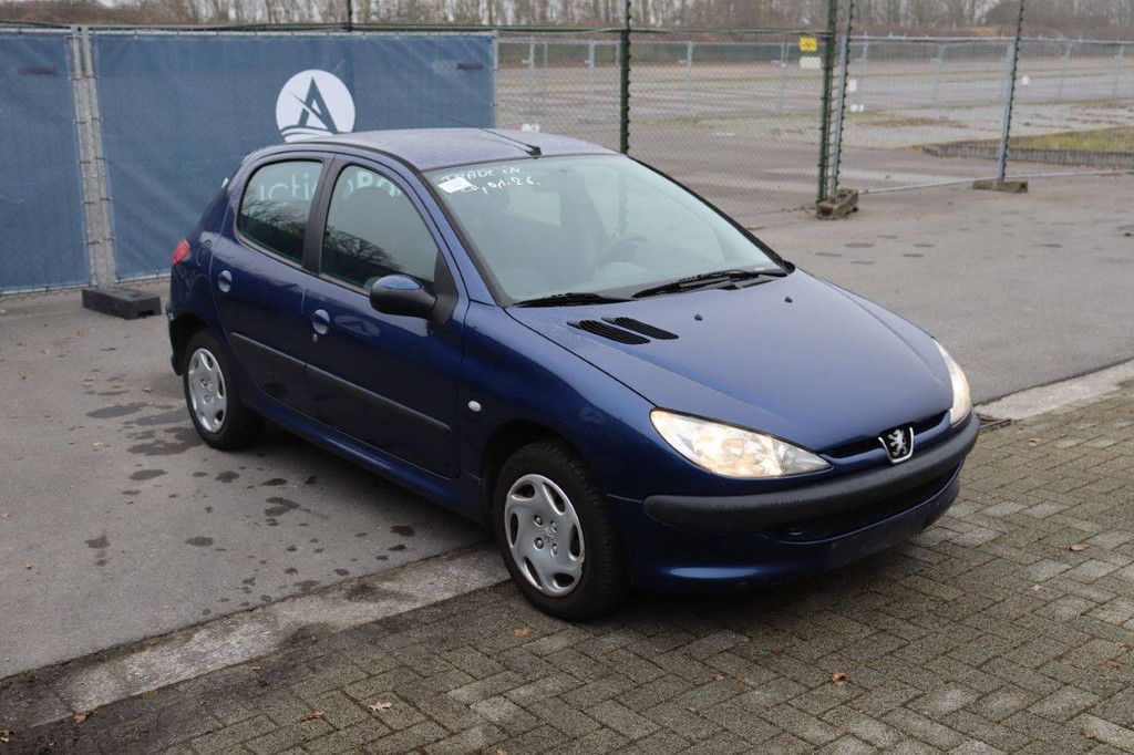 Personenauto Peugeot 206 Benzine 110pk 2007 (Marge)