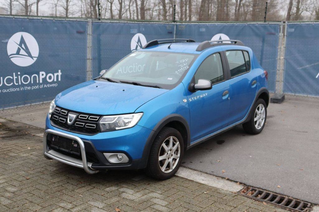 SUV Dacia Sandero Petrol 90hp 2017 (Margin)