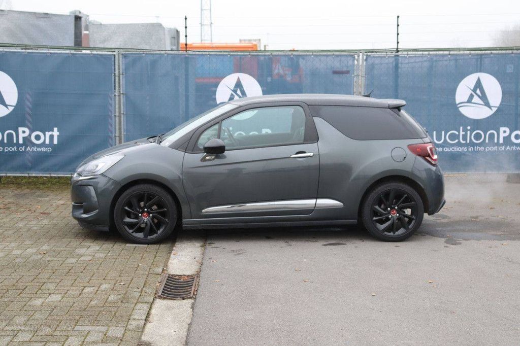 Passenger car DS 3 1.2 Petrol 110 hp 2017 (Margin)