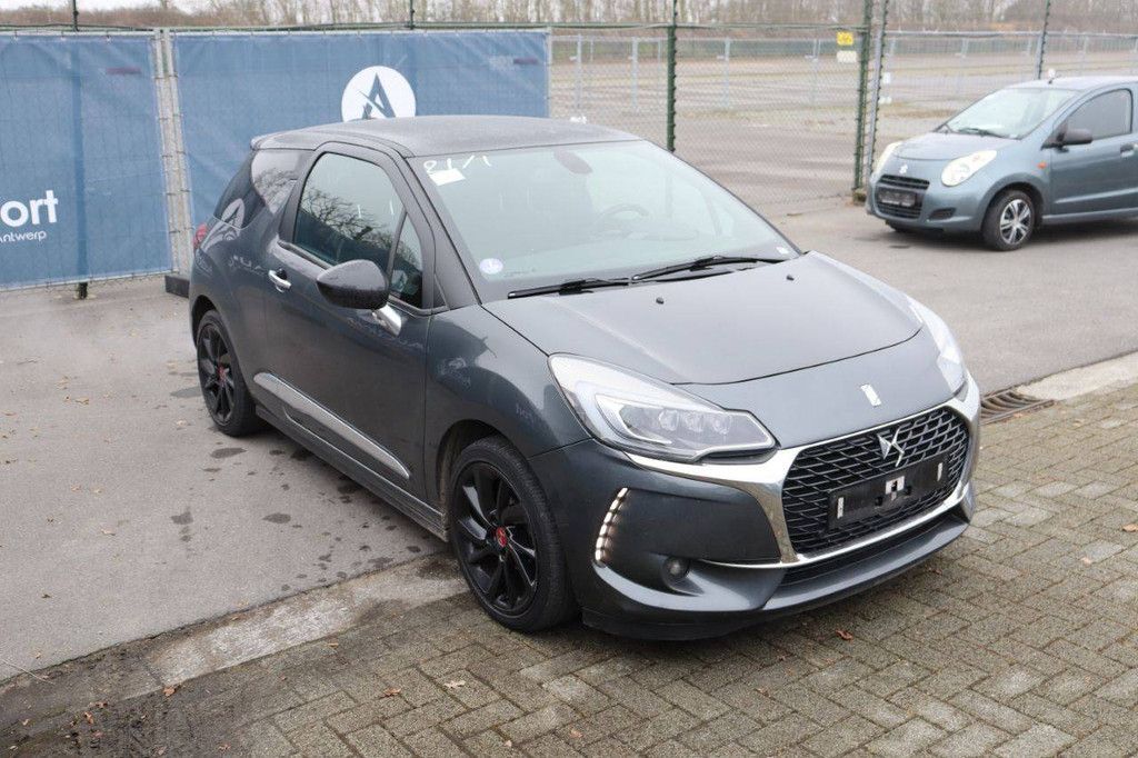 Passenger car DS 3 1.2 Petrol 110 hp 2017 (Margin)