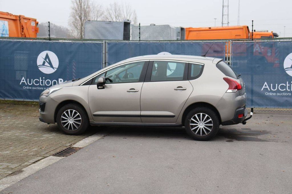 Pkw Peugeot 3008 Benzin 130 PS 2016 (Margin)