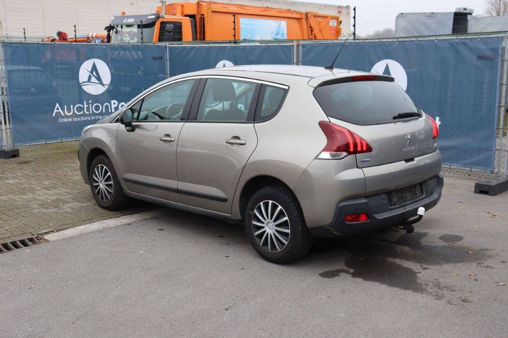 Pkw Peugeot 3008 Benzin 130 PS 2016 (Margin)