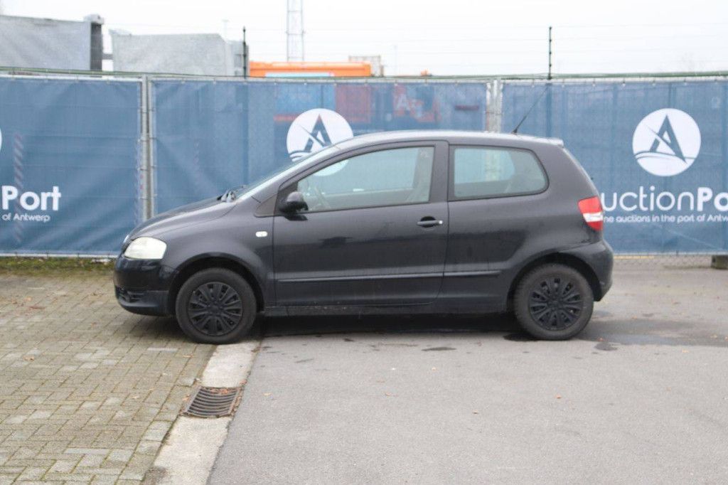 Pkw Volkswagen FOX Benzin 55 PS 2010 (Margin)
