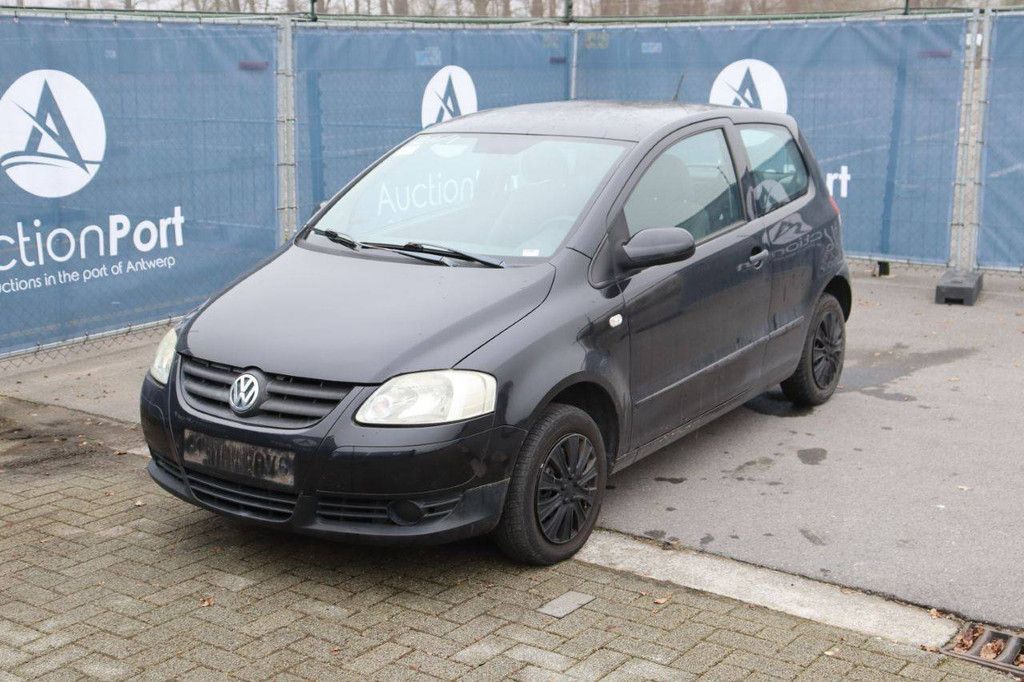 Pkw Volkswagen FOX Benzin 55 PS 2010 (Margin)