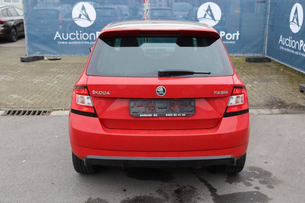 Passenger car Skoda Fabia Petrol 90 hp 2017 (Margin)