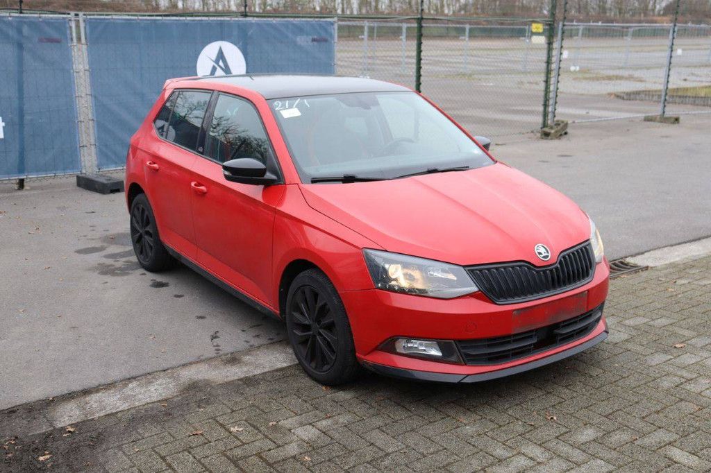 Passenger car Skoda Fabia Petrol 90 hp 2017 (Margin)