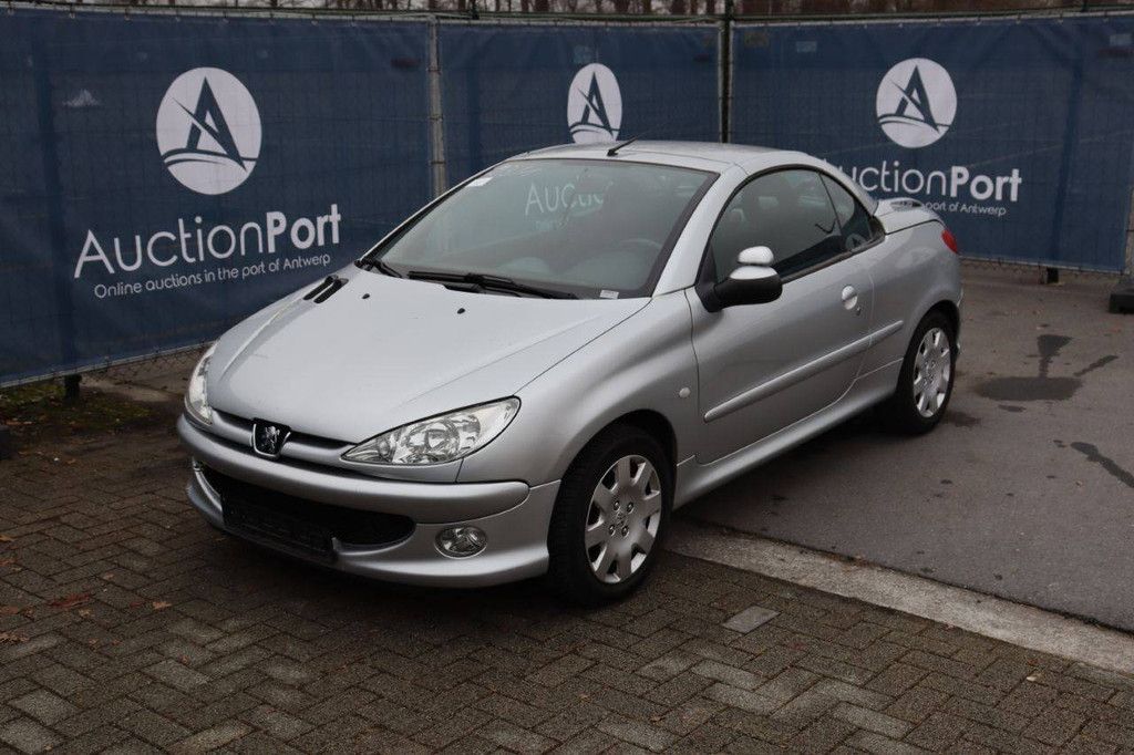 Pkw Peugeot 206 CC Benzin 110 PS 2004 (Margin)