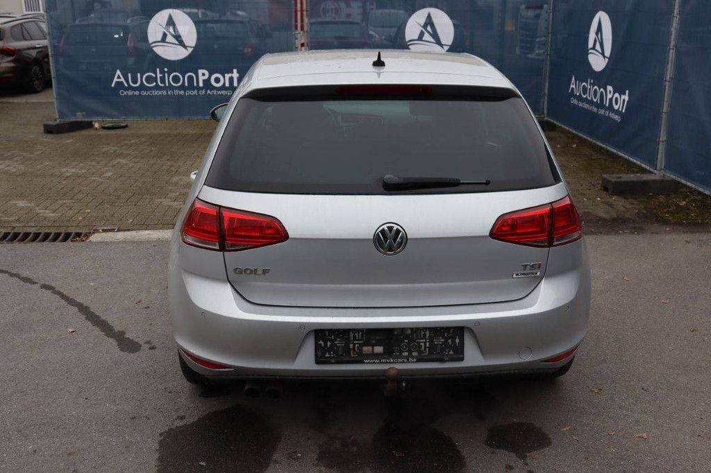 Pkw Volkswagen Golf Benzin 125 PS 2017 (Marge)