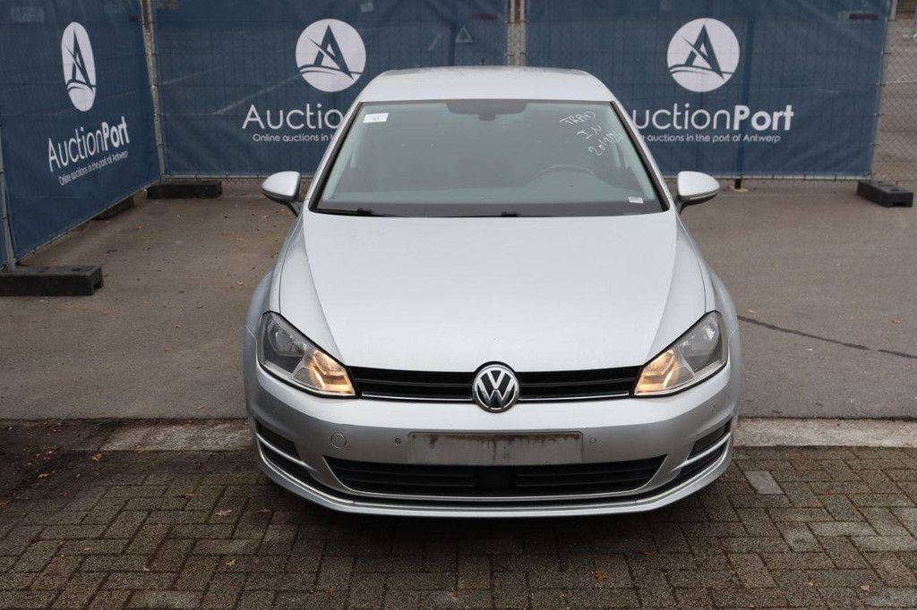 Pkw Volkswagen Golf Benzin 125 PS 2017 (Marge)