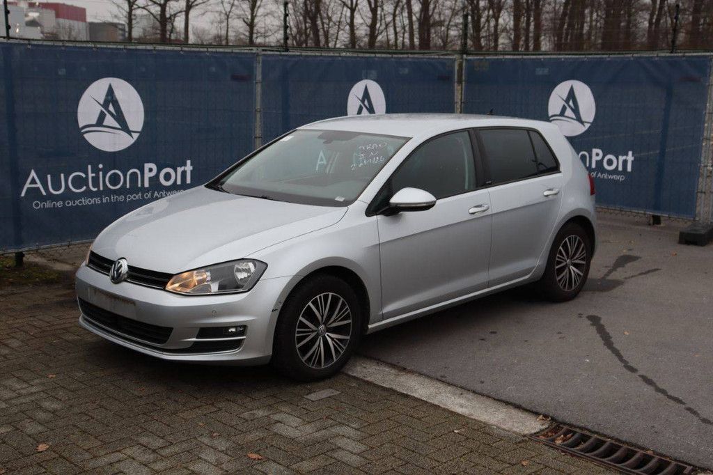 Pkw Volkswagen Golf Benzin 125 PS 2017 (Marge)