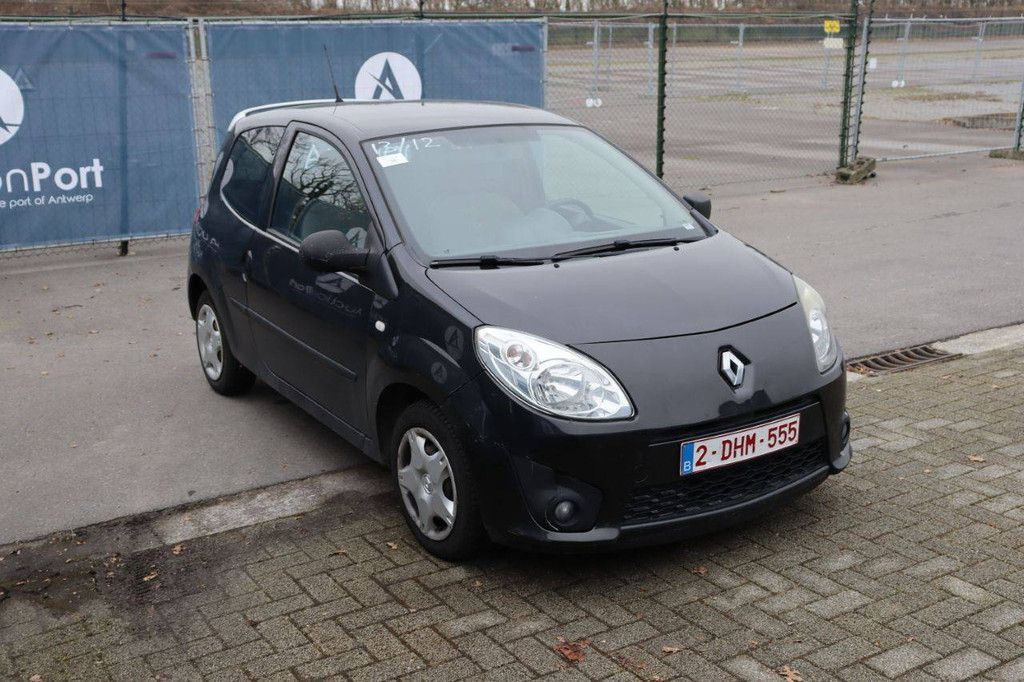 Pkw Renault Twingo Benzin 77 PS 2010 (Marge)