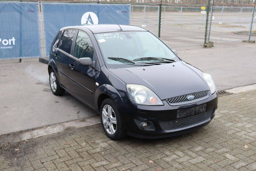 Passenger car Ford Fiesta Diesel 68 hp 2008 (Margin)