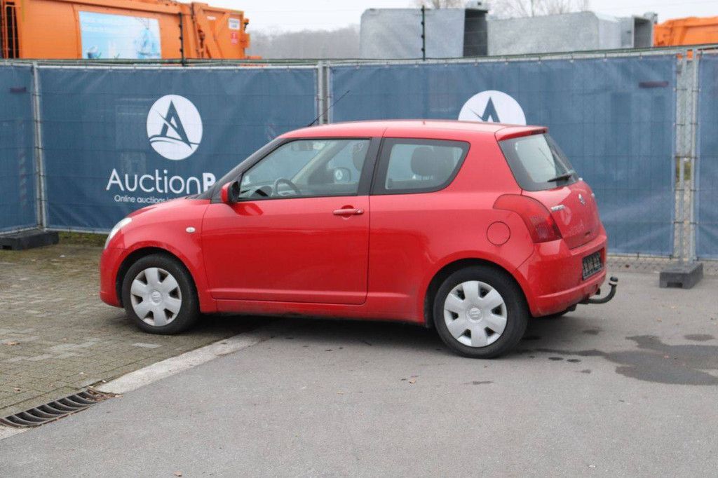 Pkw Suzuki Swift Benzin 92 PS 2007 (Margin)