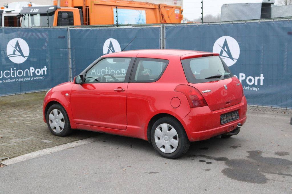 Pkw Suzuki Swift Benzin 92 PS 2007 (Margin)