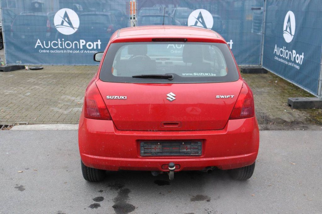 Pkw Suzuki Swift Benzin 92 PS 2007 (Margin)