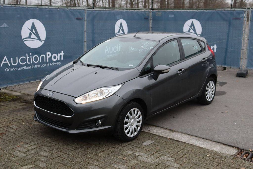 Passenger car Ford Fiesta Petrol 80 hp 2016 (Margin)