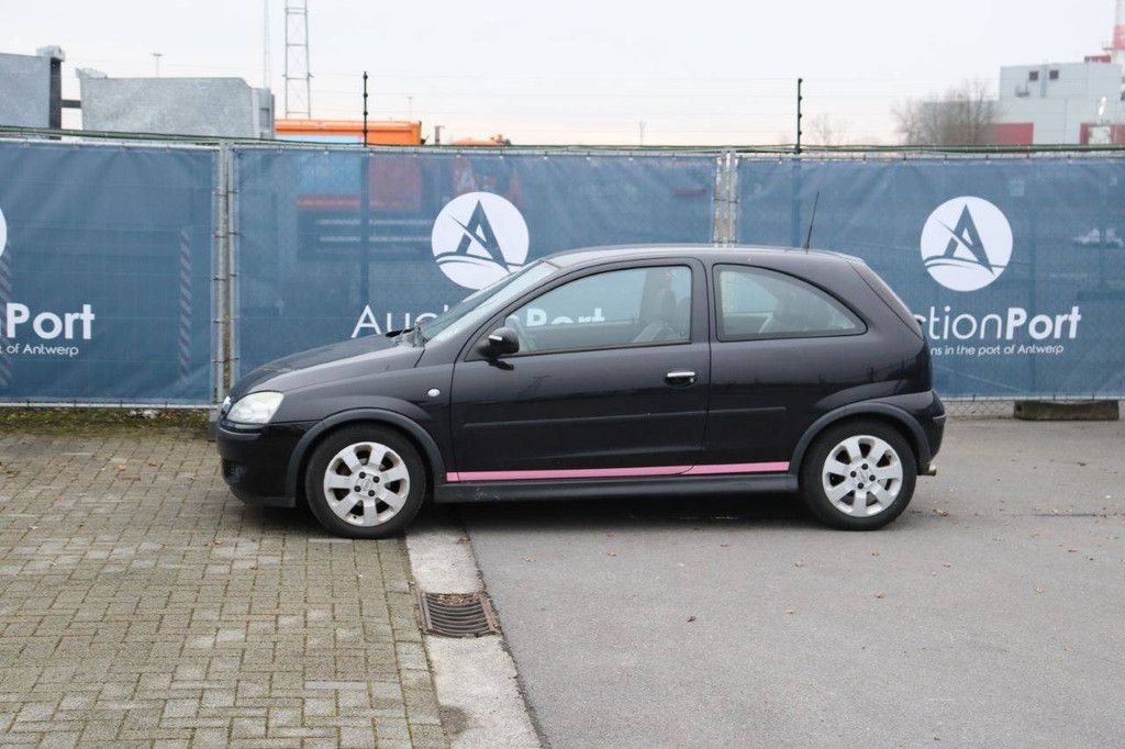 Pkw Opel Corsa Benzin 80 PS 2006 (Margin)