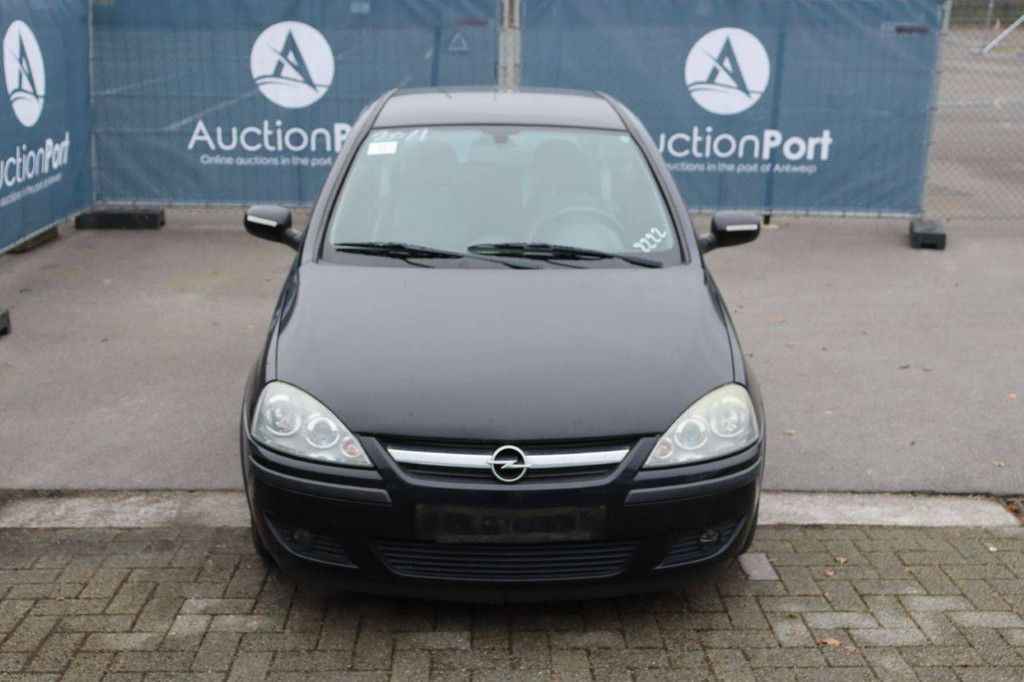 Pkw Opel Corsa Benzin 80 PS 2006 (Margin)