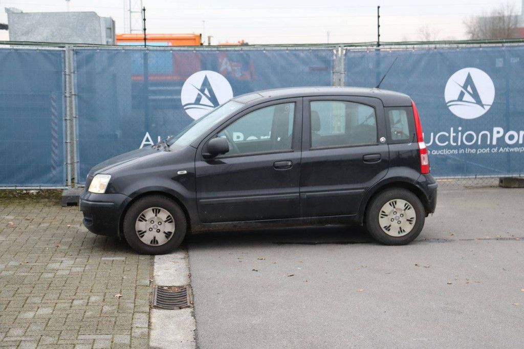 Pkw Fiat Panda Benzin 54 PS 2011 (Margin)