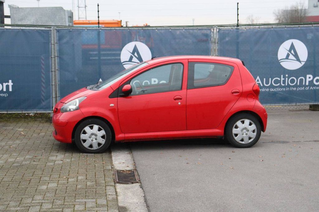 Pkw Toyota Aygo Benzin 68 PS 2008 (Margin)