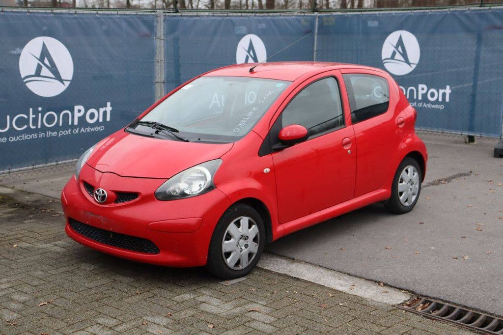 Pkw Toyota Aygo Benzin 68 PS 2008 (Margin)