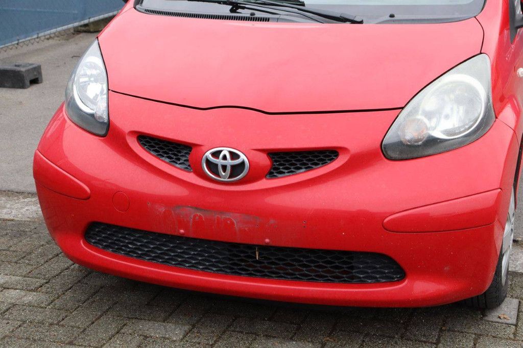 Pkw Toyota Aygo Benzin 68 PS 2008 (Margin)
