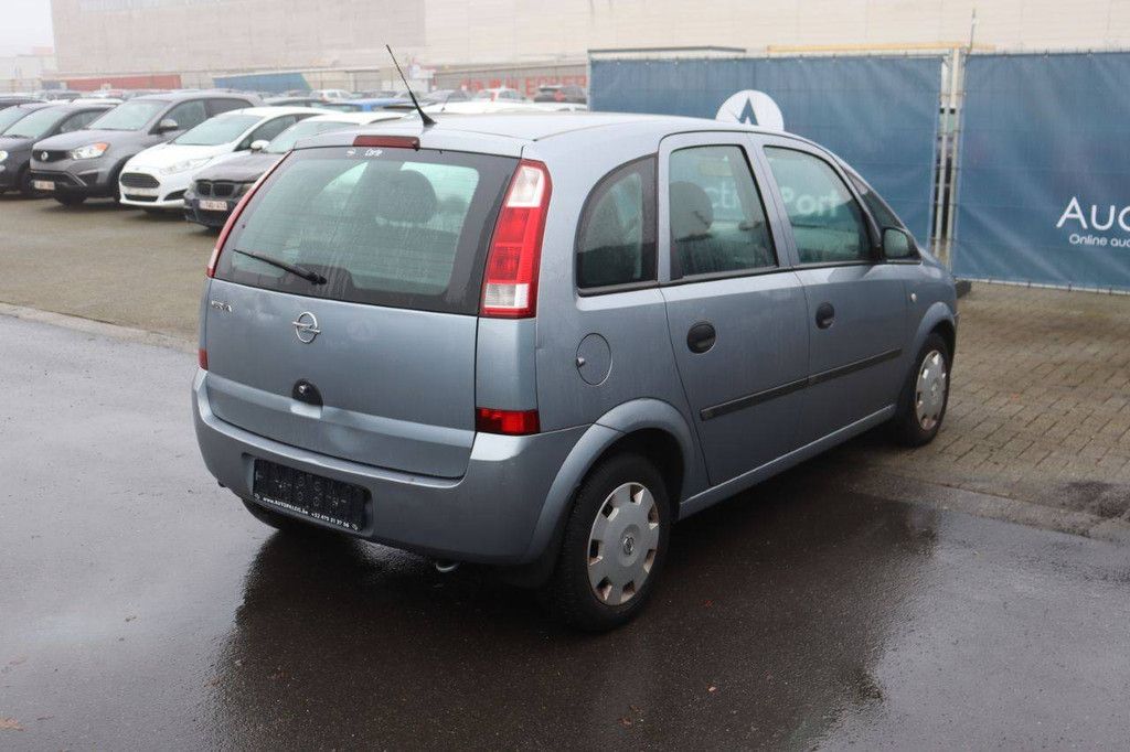 Personenauto Opel Meriva Benzine 100pk 2004