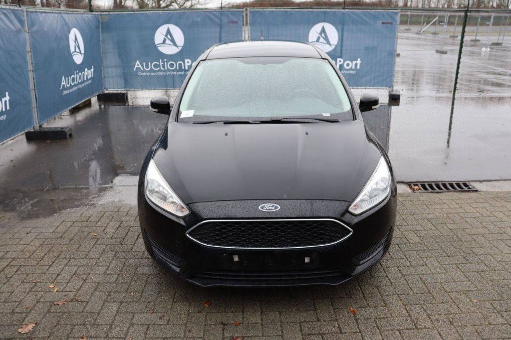 Pkw Ford Focus Benzin 100 PS 2015 (Marge)