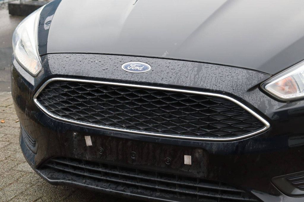 Pkw Ford Focus Benzin 100 PS 2015 (Marge)