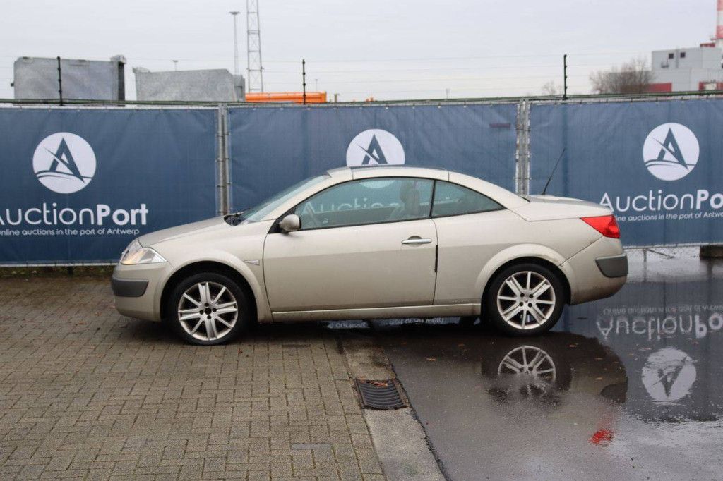Cabrio Renault Mégane Diesel 115pk 2006 (Marge)