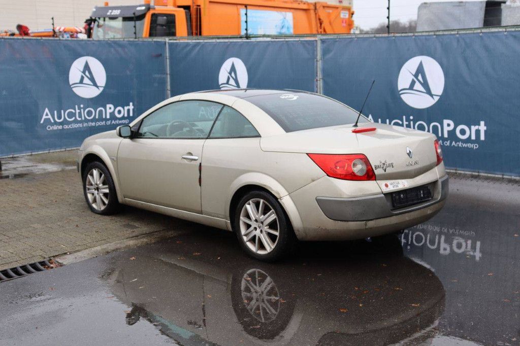 Cabrio Renault Mégane Diesel 115pk 2006 (Marge)