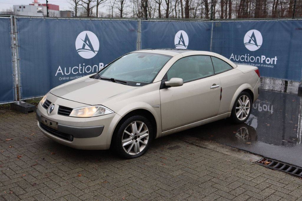 Cabrio Renault Mégane Diesel 115pk 2006 (Marge)