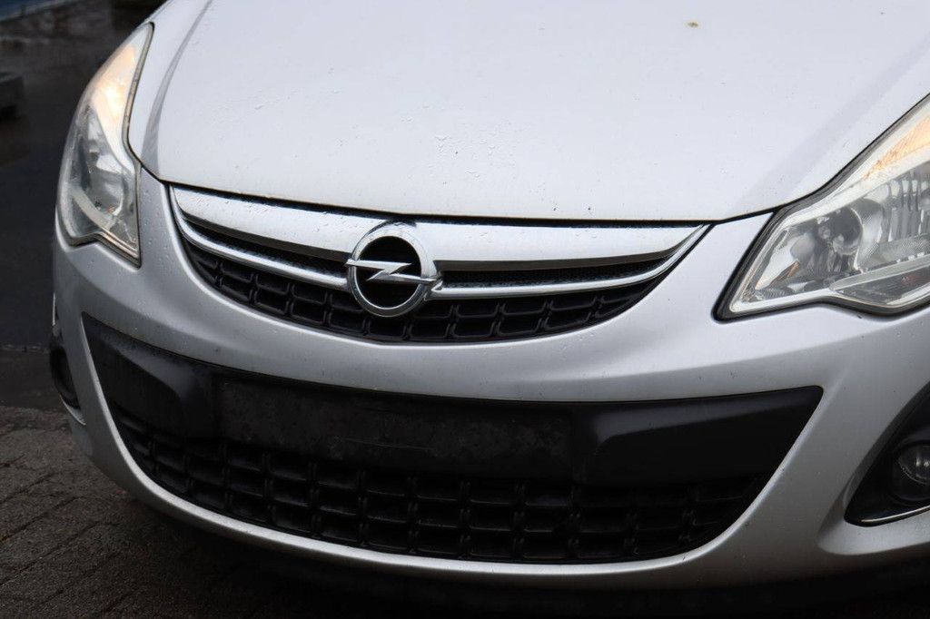Pkw Opel Corsa Diesel 75 PS 2012 (Marge)