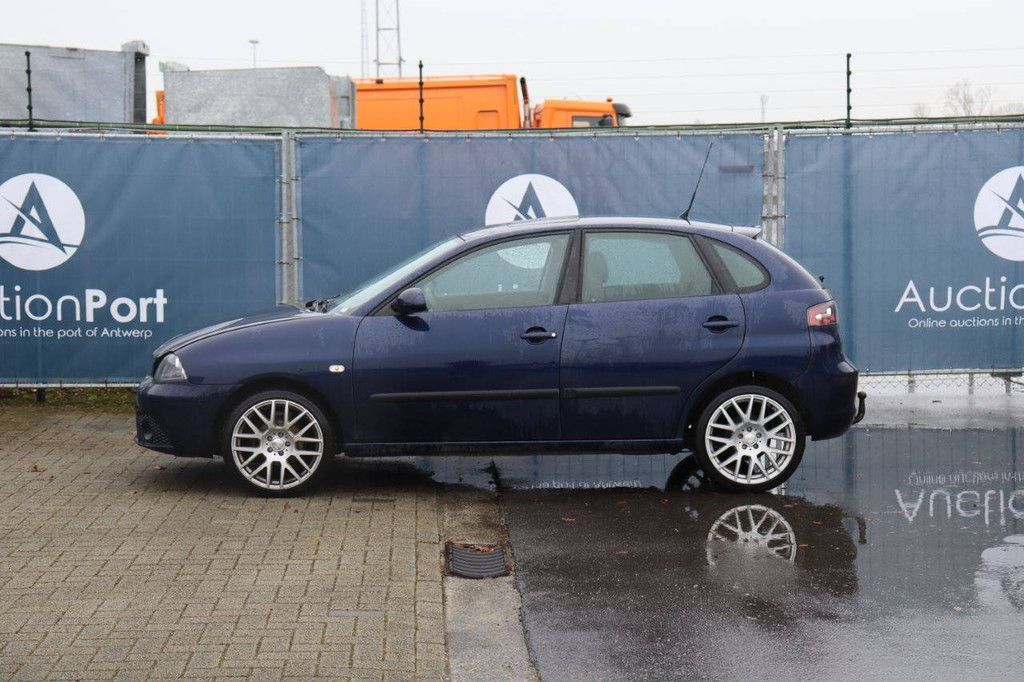 Seat Ibiza Pkw, Benzin, 64 PS, Baujahr 2007 (Margin)