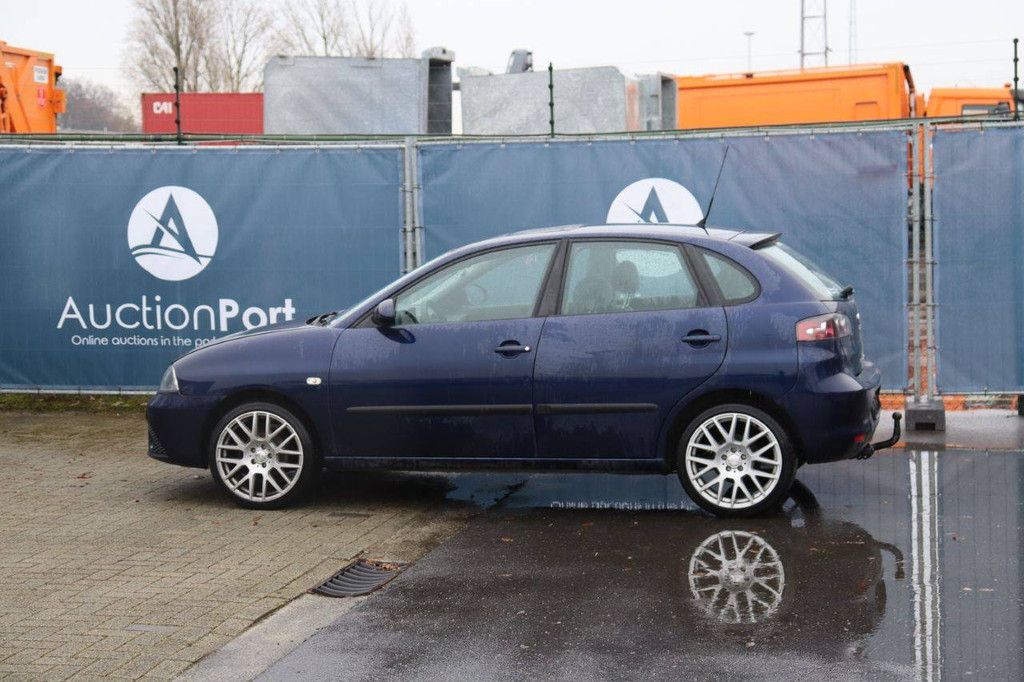Seat Ibiza Pkw, Benzin, 64 PS, Baujahr 2007 (Margin)