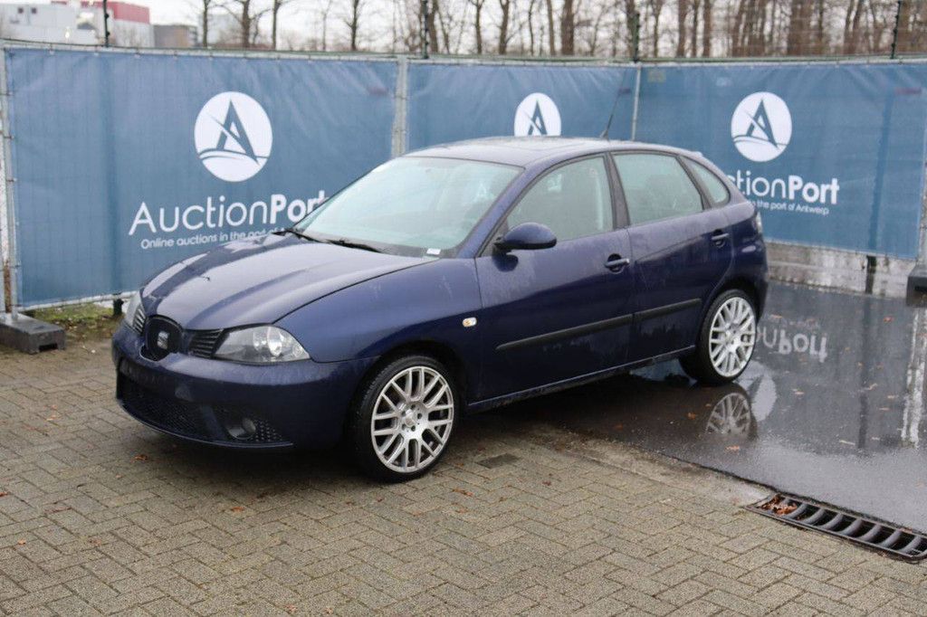 Seat Ibiza Pkw, Benzin, 64 PS, Baujahr 2007 (Margin)