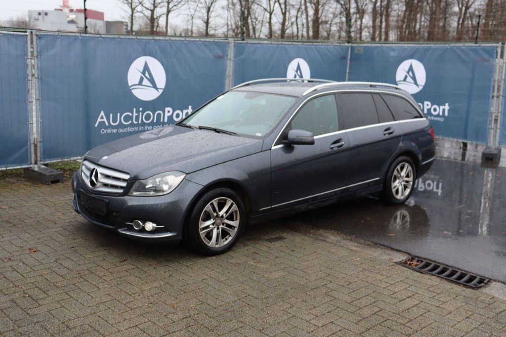 Pkw Mercedes-Benz C-Klasse Diesel 120 PS 2013 (Margin)