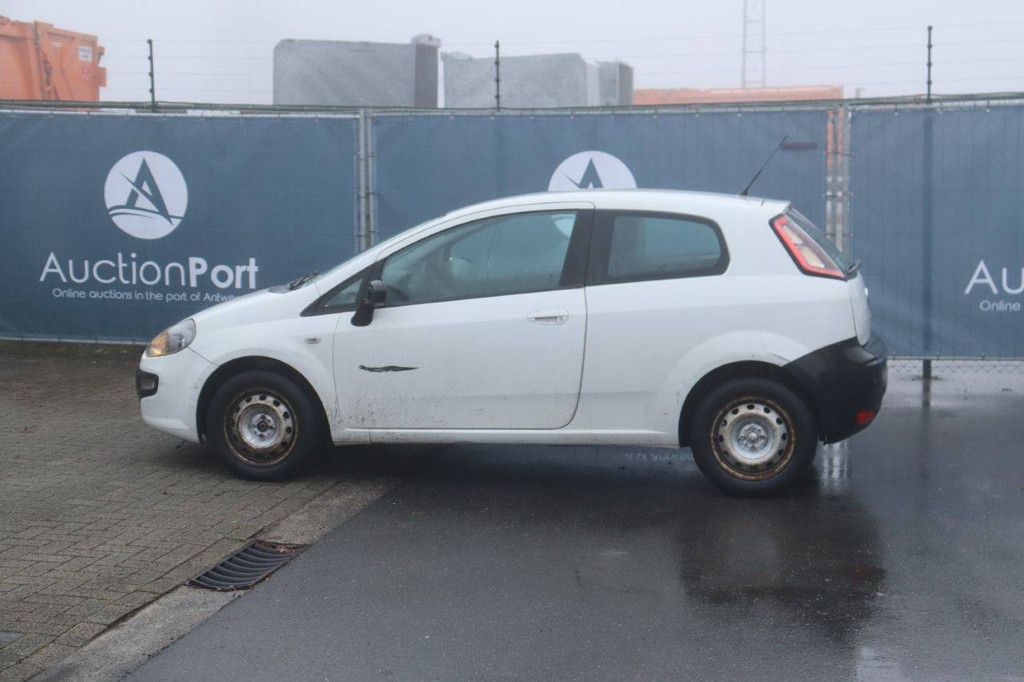 Personenauto Fiat Punto Benzine 69pk 2011 (Marge)