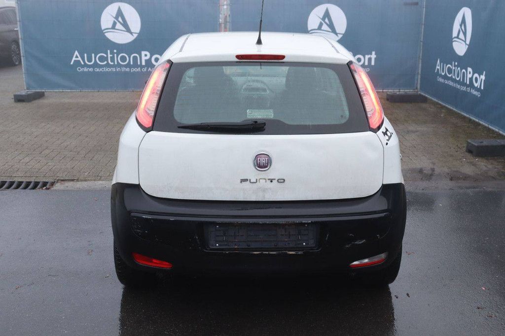 Personenauto Fiat Punto Benzine 69pk 2011 (Marge)