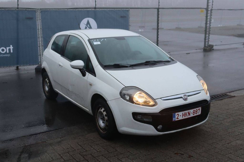 Personenauto Fiat Punto Benzine 69pk 2011 (Marge)