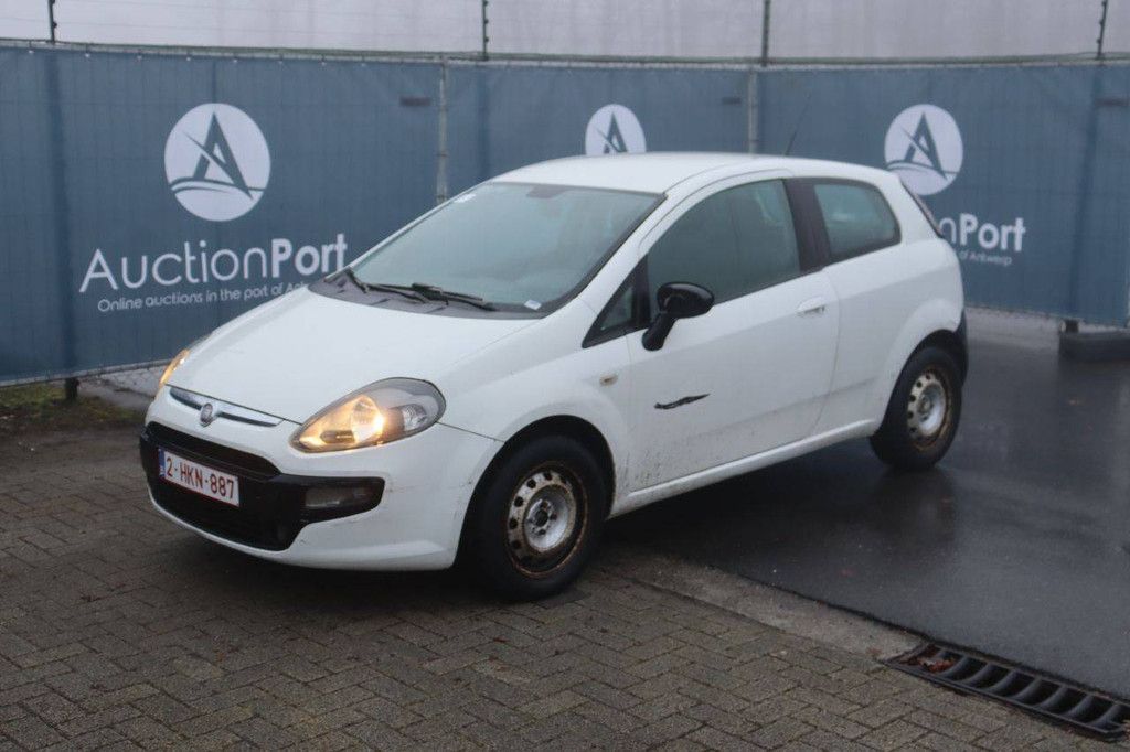 Personenauto Fiat Punto Benzine 69pk 2011 (Marge)