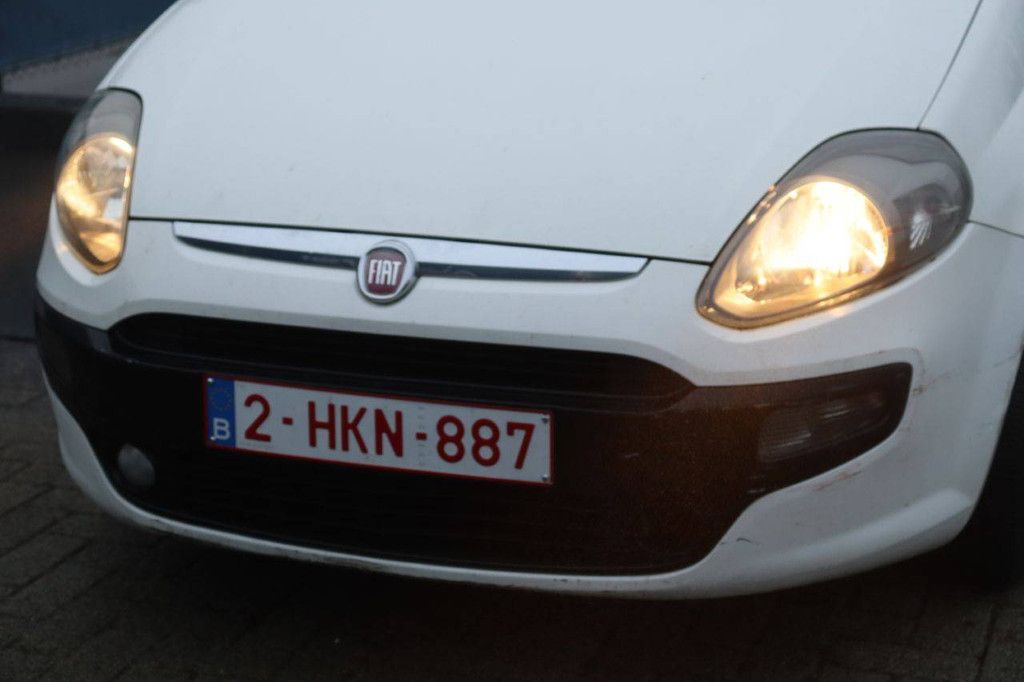 Personenauto Fiat Punto Benzine 69pk 2011 (Marge)
